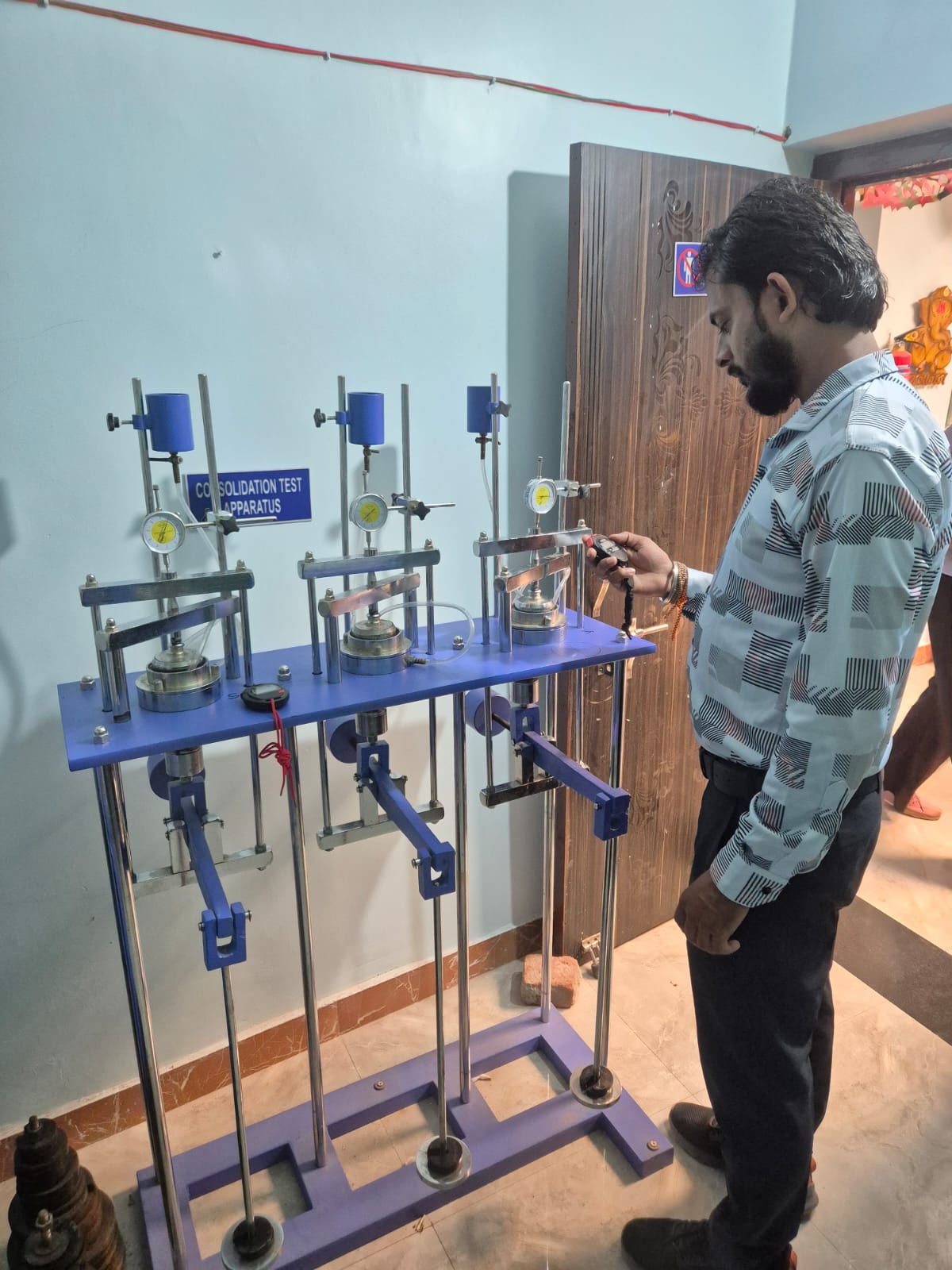 Modular laboratory and field activity 66